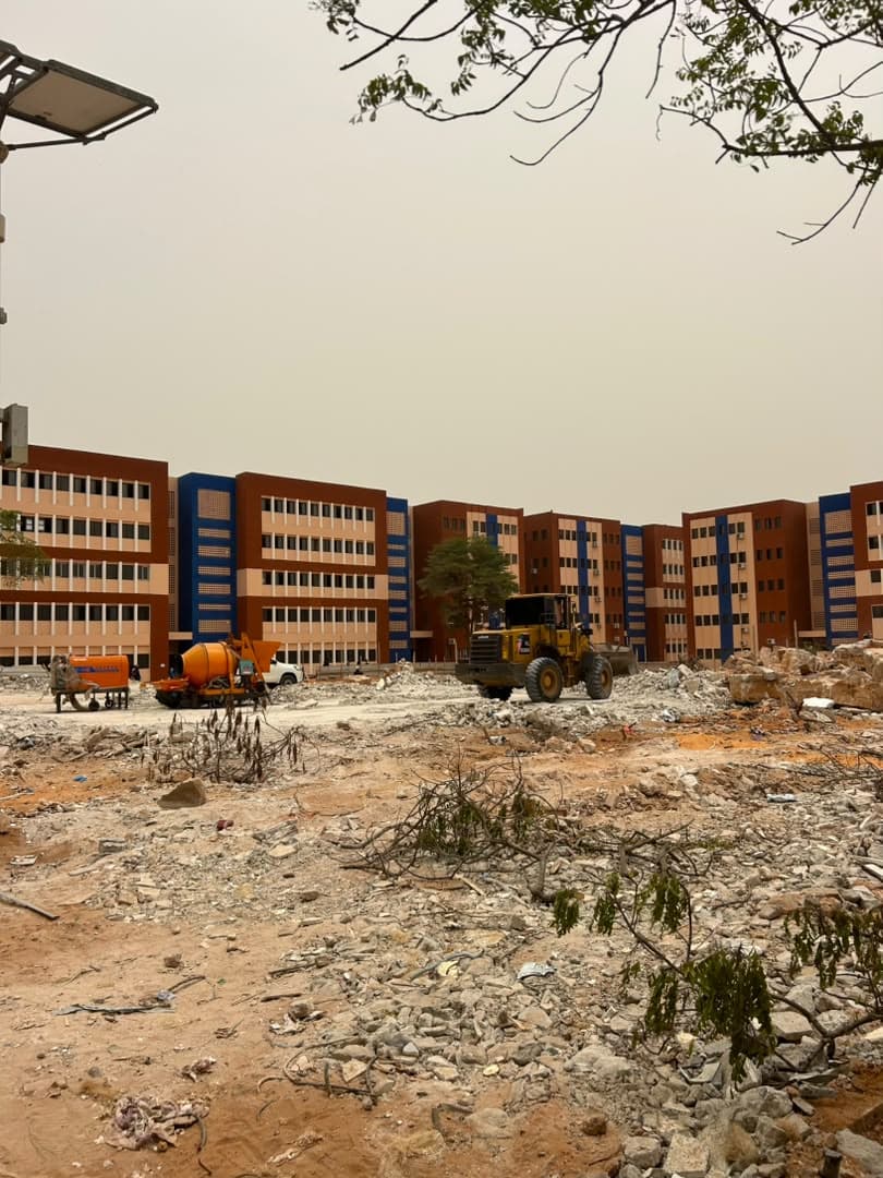 Bâtiments du Lycée Seydina Limamou Laye